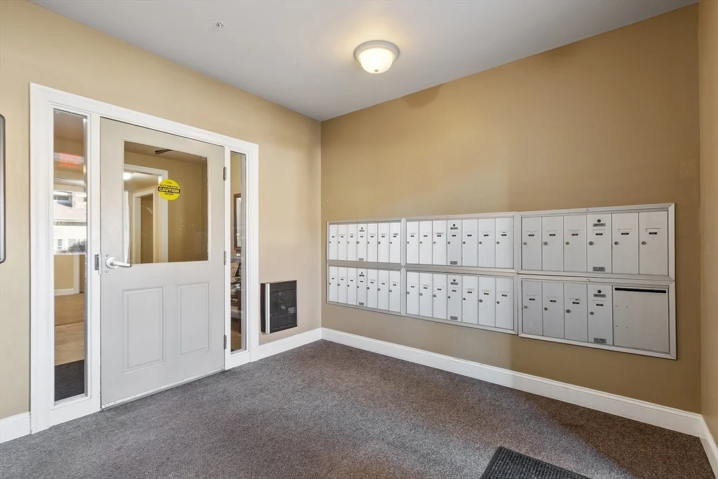 3 Harvest Dr, North Andover