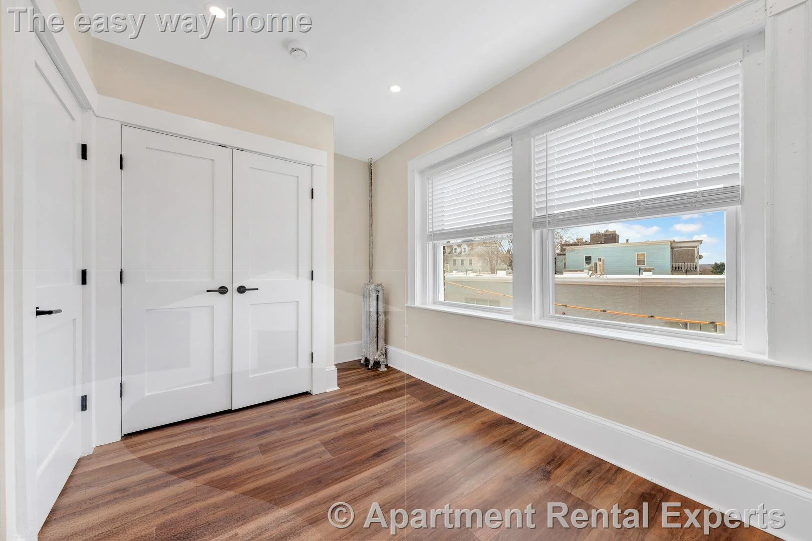 105 School St, Roxbury