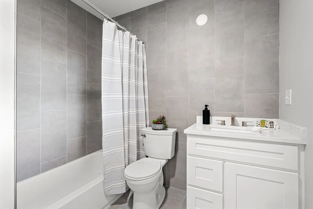 679-683 Columbia Rd, Dorchester