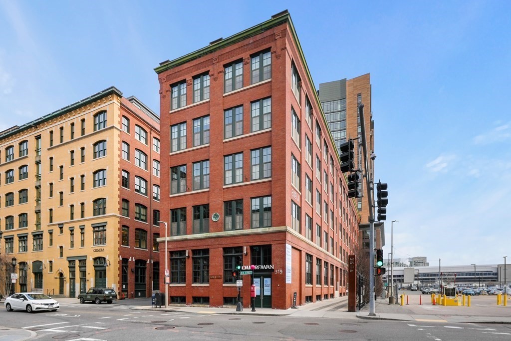 319 A St, Seaport District