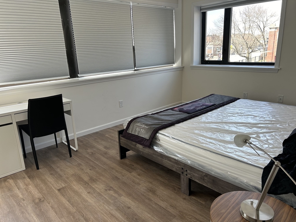 64 Salem St, Medford