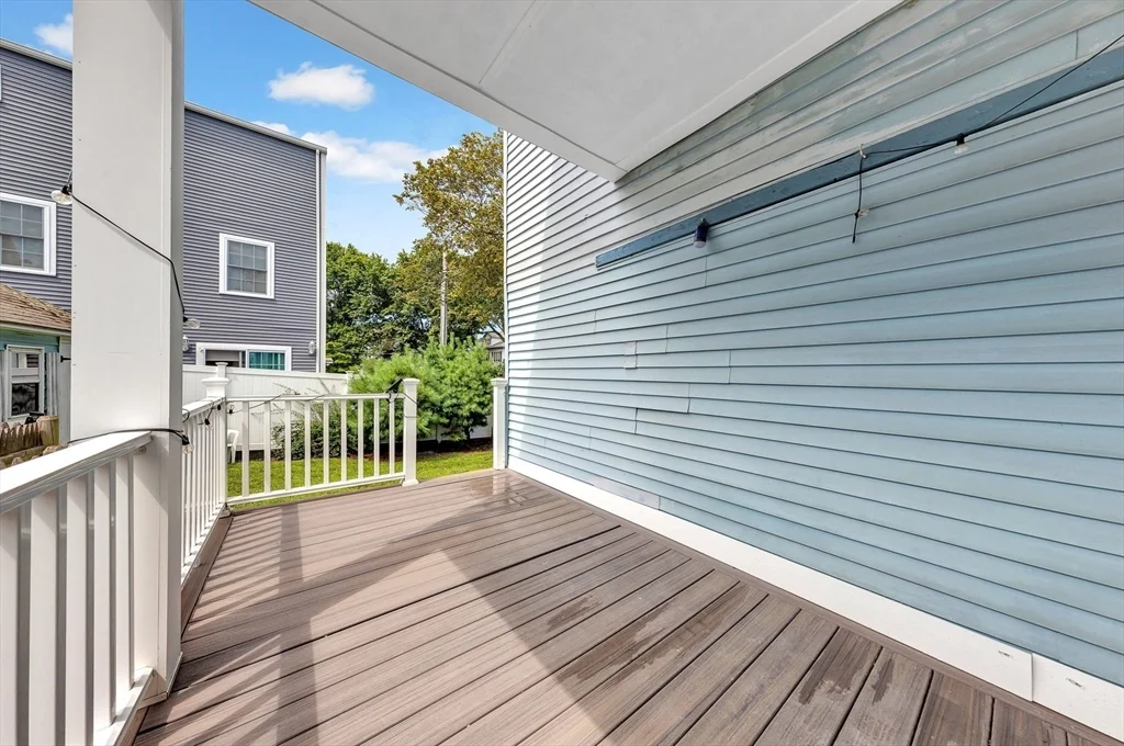 36 Marshall St, Winthrop Center