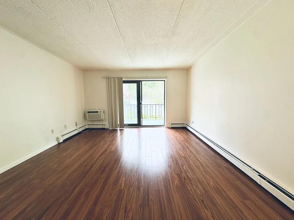 80 North Warren, Woburn
