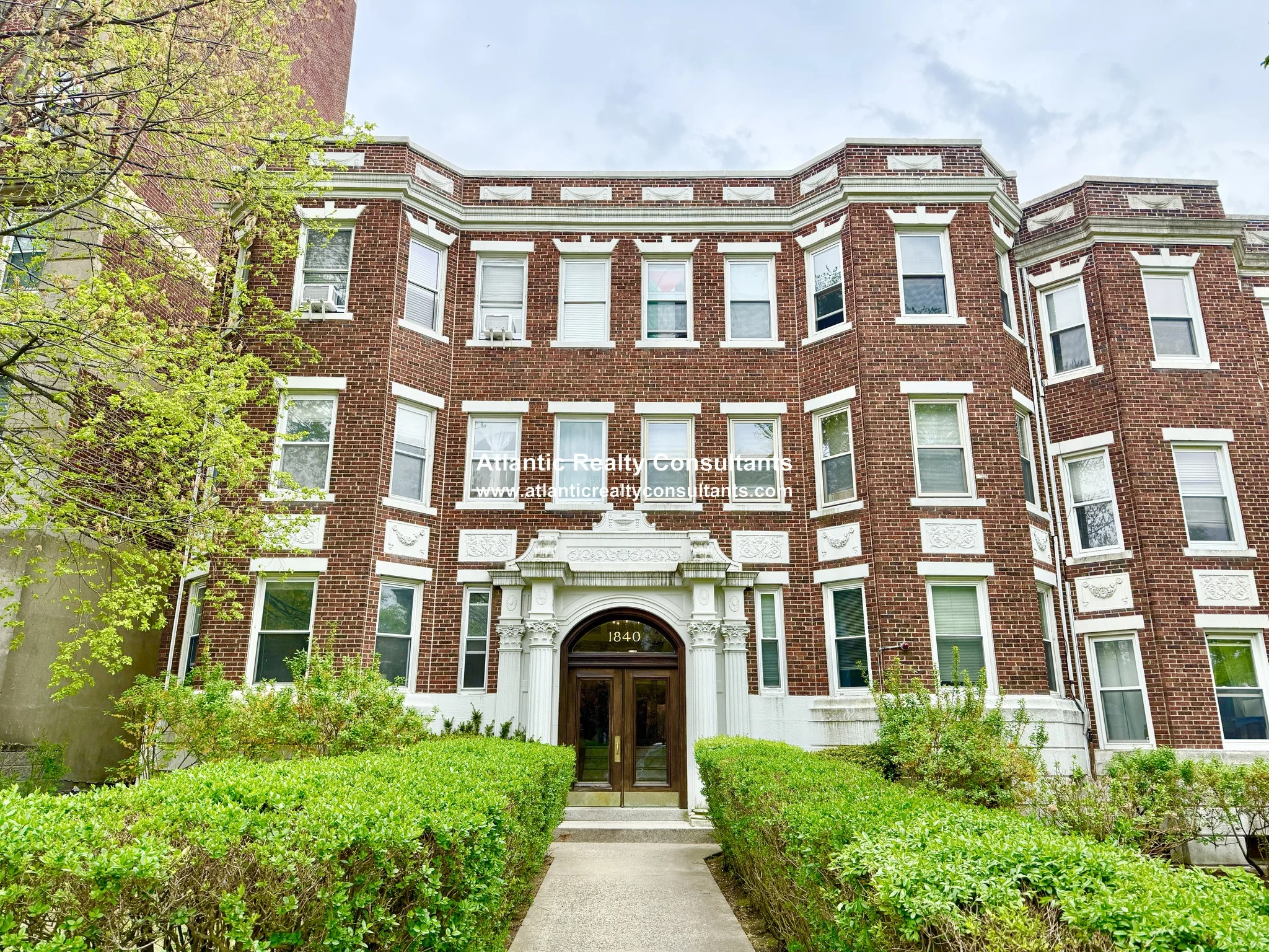 1840 Commonwealth Ave, Brighton