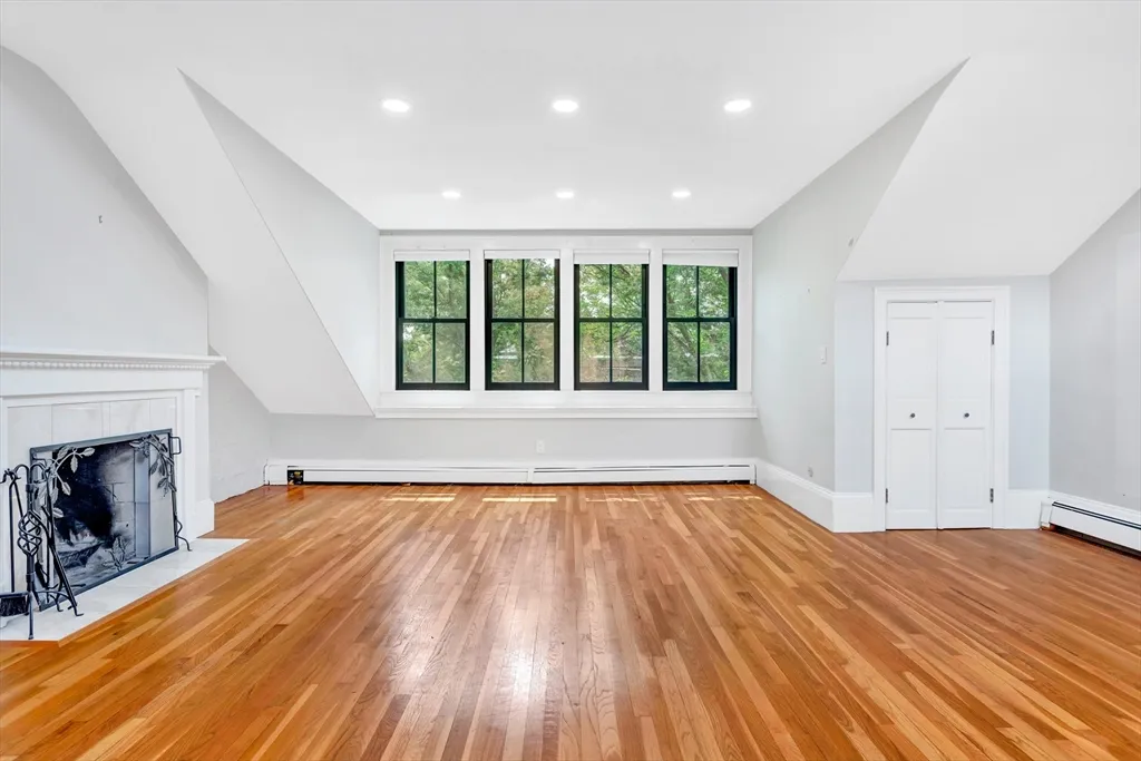 32 East Springfield St, South End