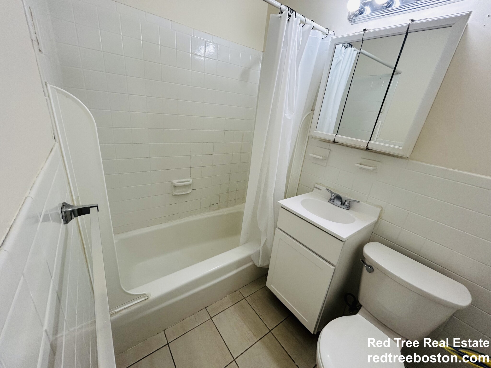 84 Gardner St, Allston