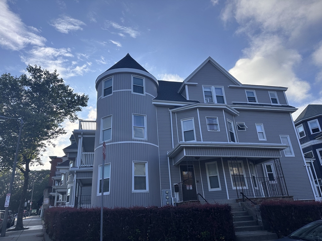 16 Columbia Rd, Dorchester