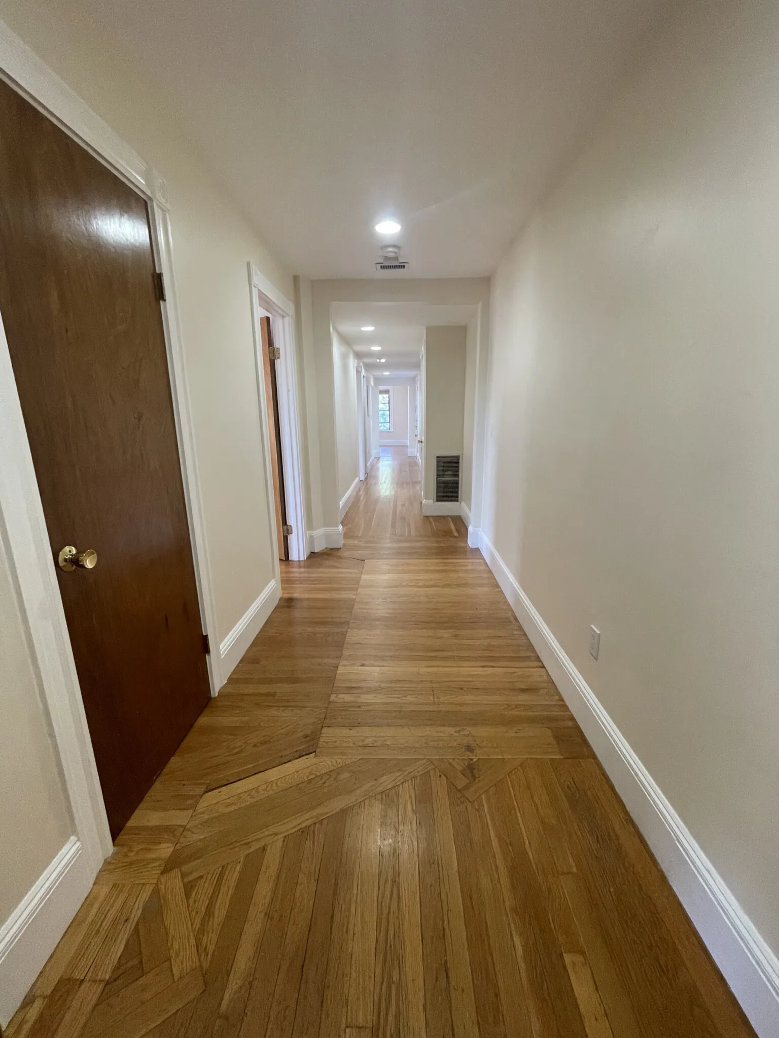 12 Dean Rd, Brookline