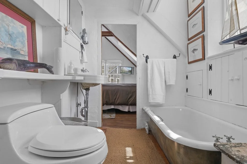 86 Centre St, Nantucket