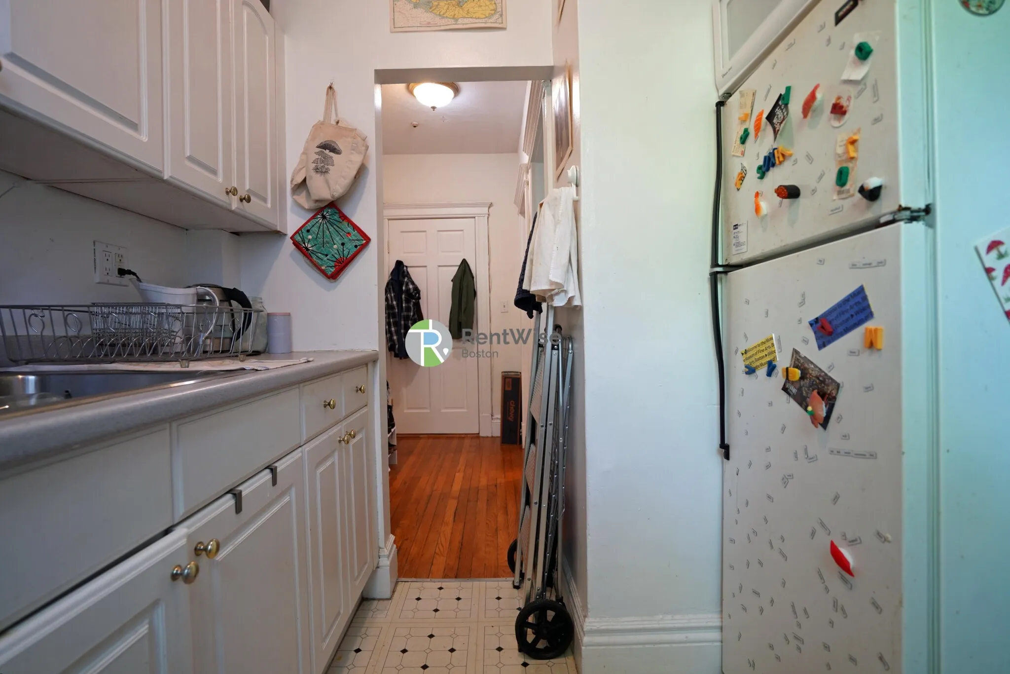 6 Camelot Ct, Brighton