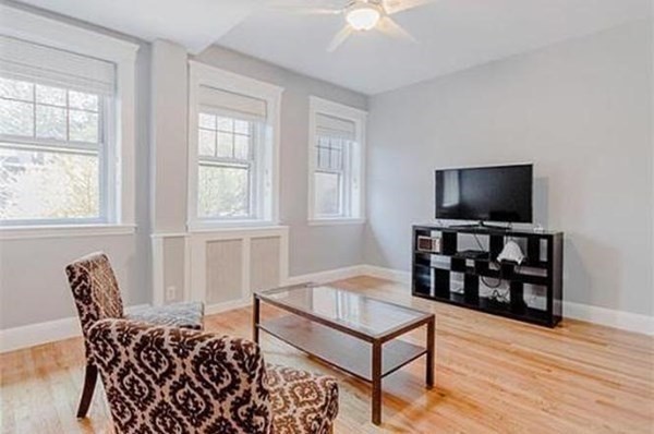 2001 Commonwealth Ave, Brighton