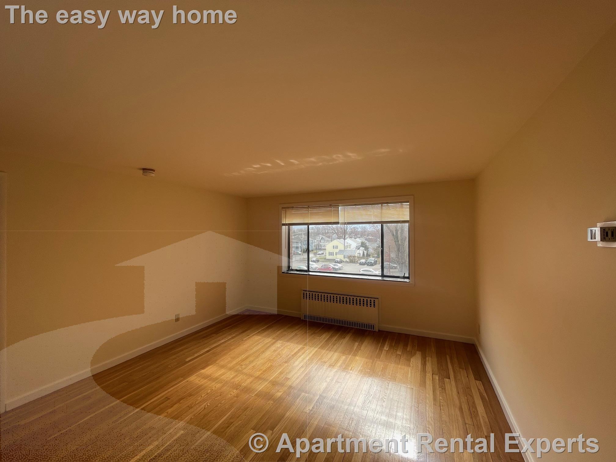 276 Massachusetts Ave, East Arlington