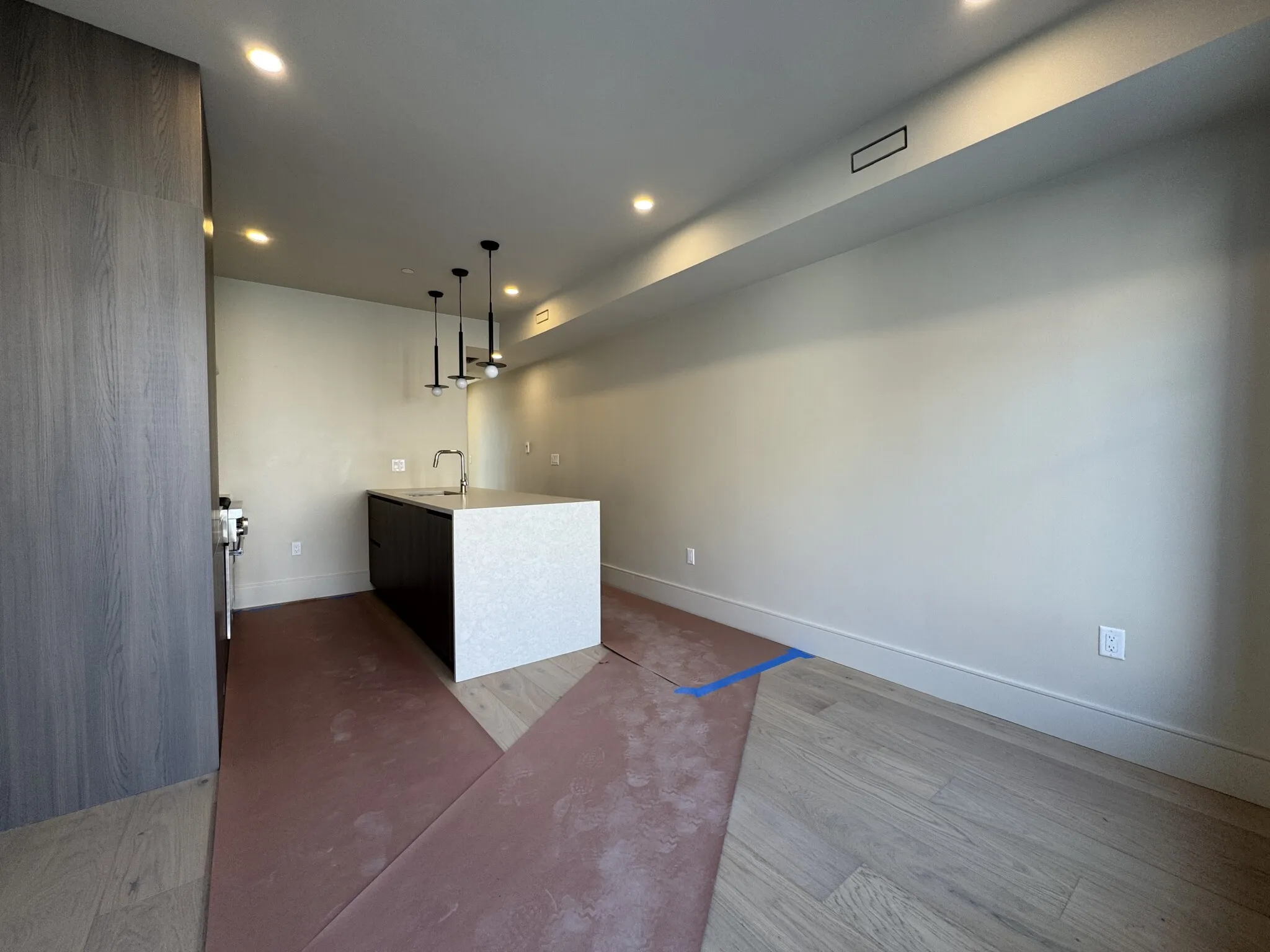 300 Franklin St, Riverside