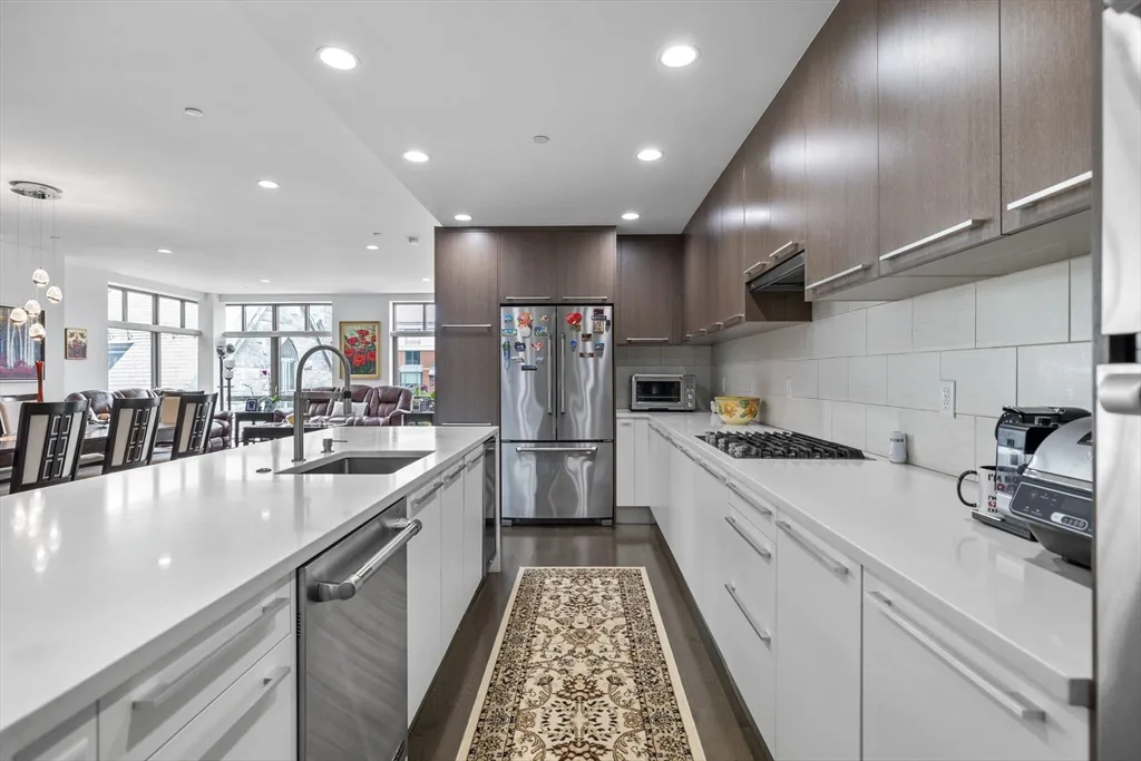 150 Dorchester Ave, South Boston