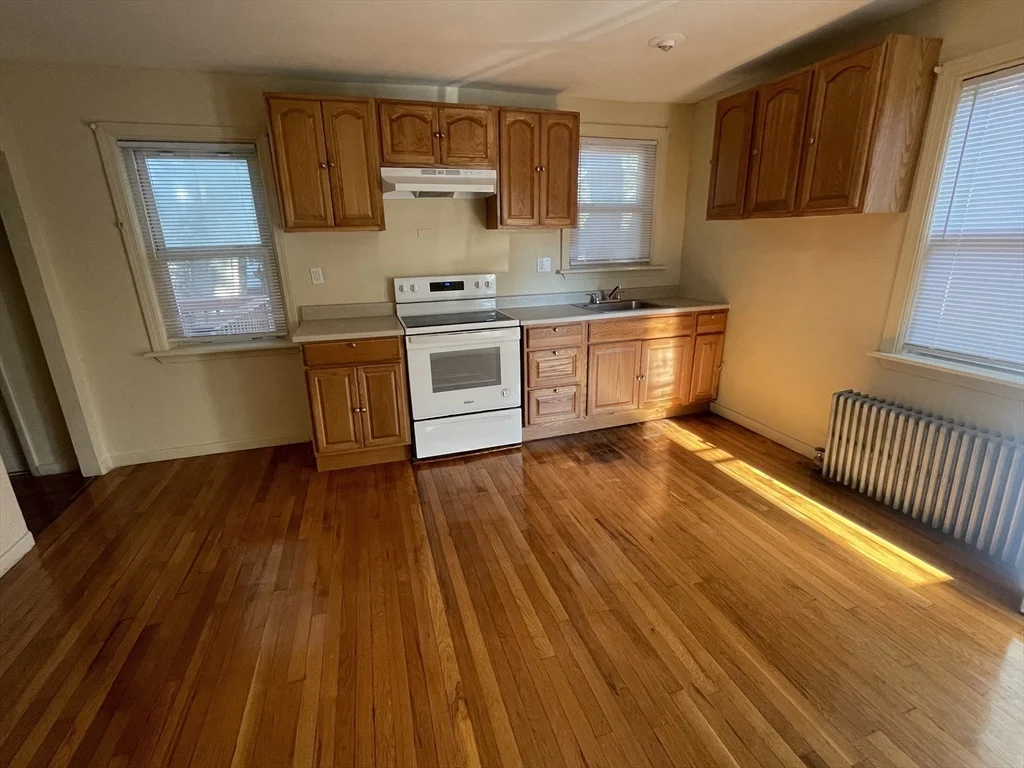 79 N Warren Ave, Brockton