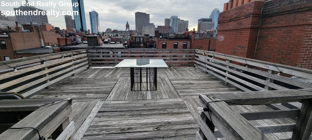 277 Beacon St, Back Bay
