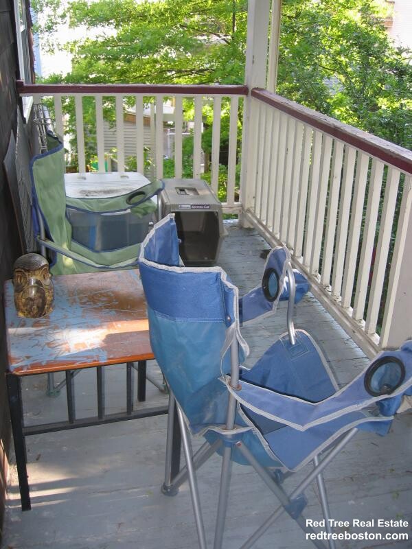 24 Oak Square Ave, Oak Square