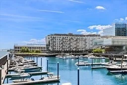 22 Liberty Dr, Seaport District
