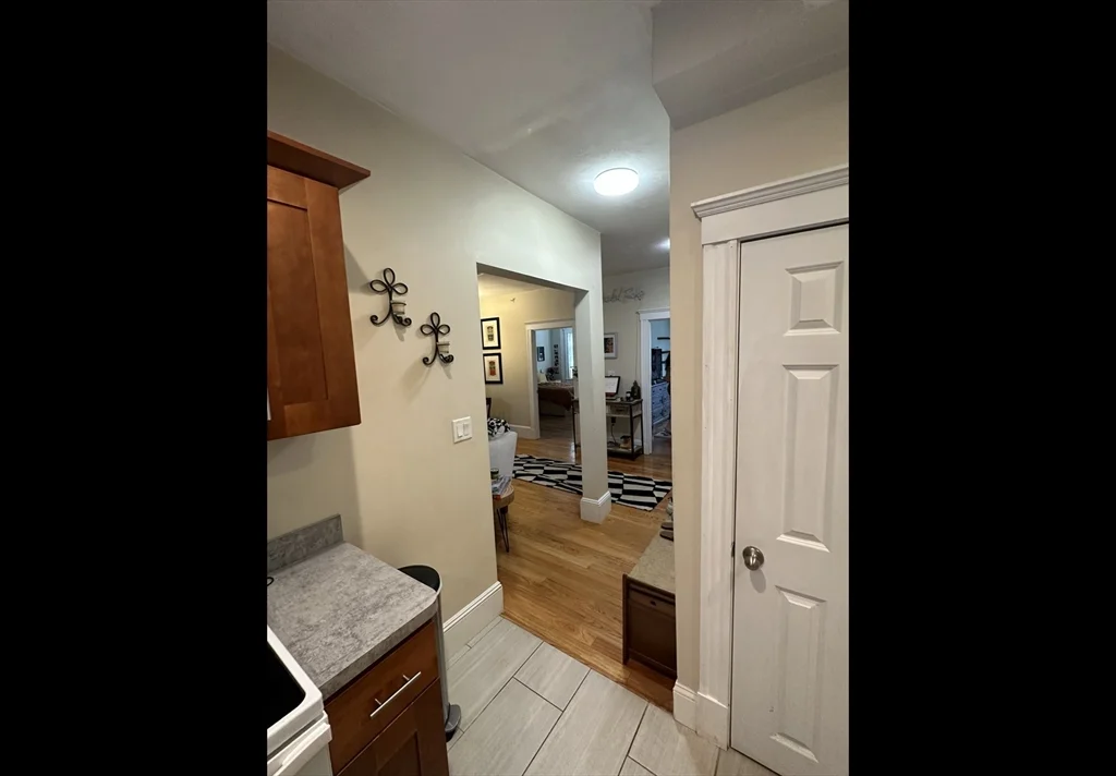 408 Neponset Ave, Dorchester