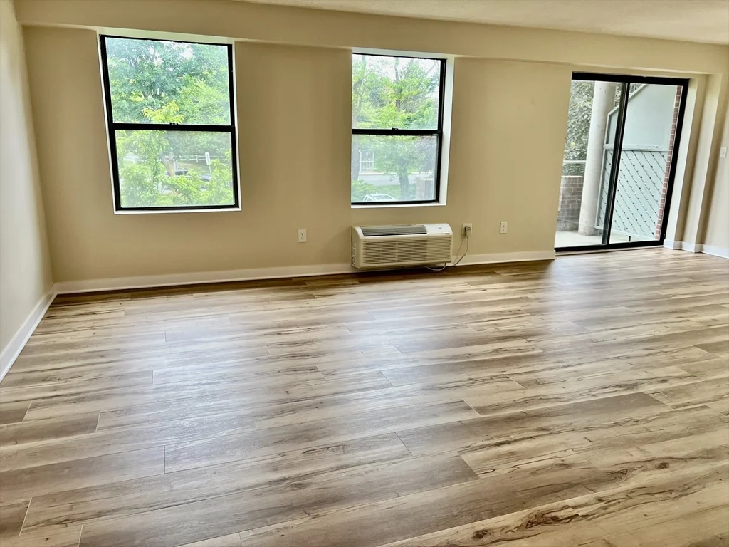 1 Loring Ave, Swampscott