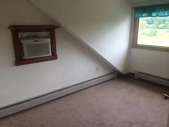 423 North East St, Amherst