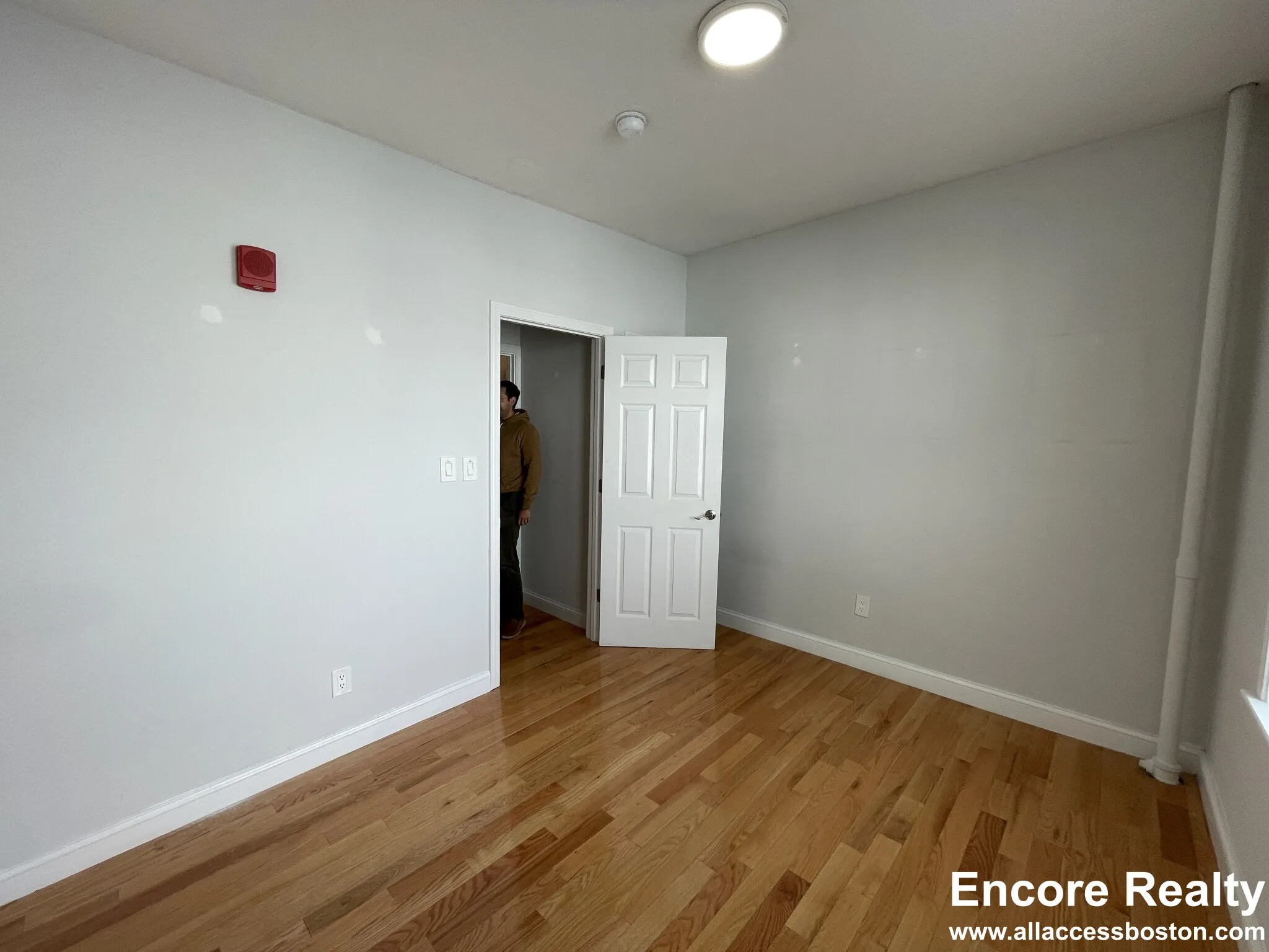 19 Peterborough St, Fenway