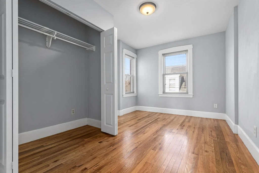 55 Pine St, Swampscott