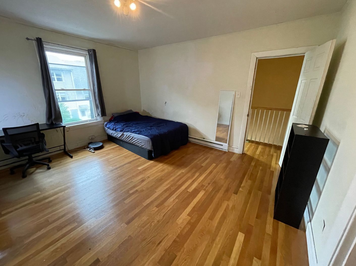 688 Parker St, Mission Hill