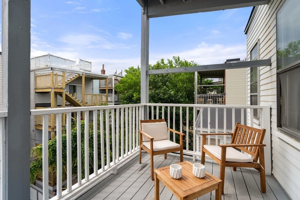 161 N St, South Boston