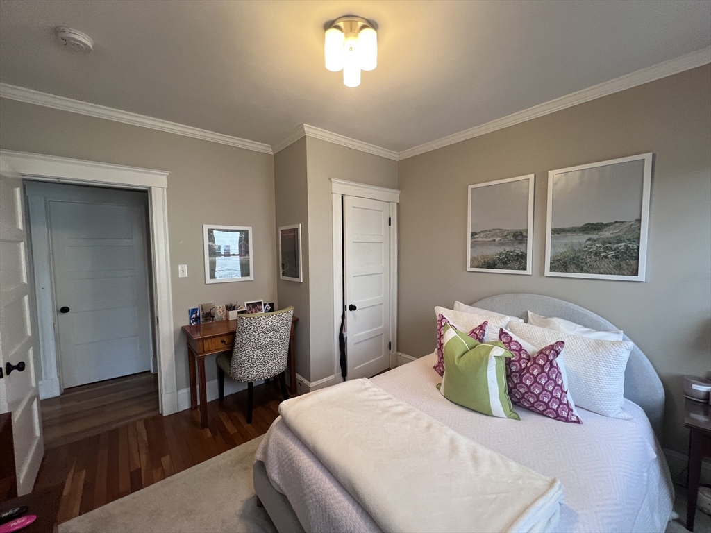 7 Roberts Rd, Harvard Square