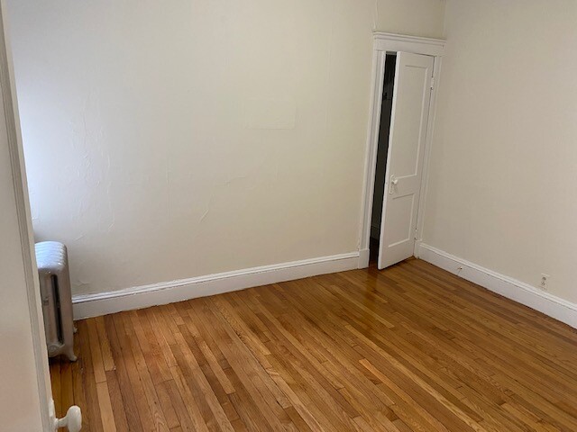 1175 Boylston St, Fenway