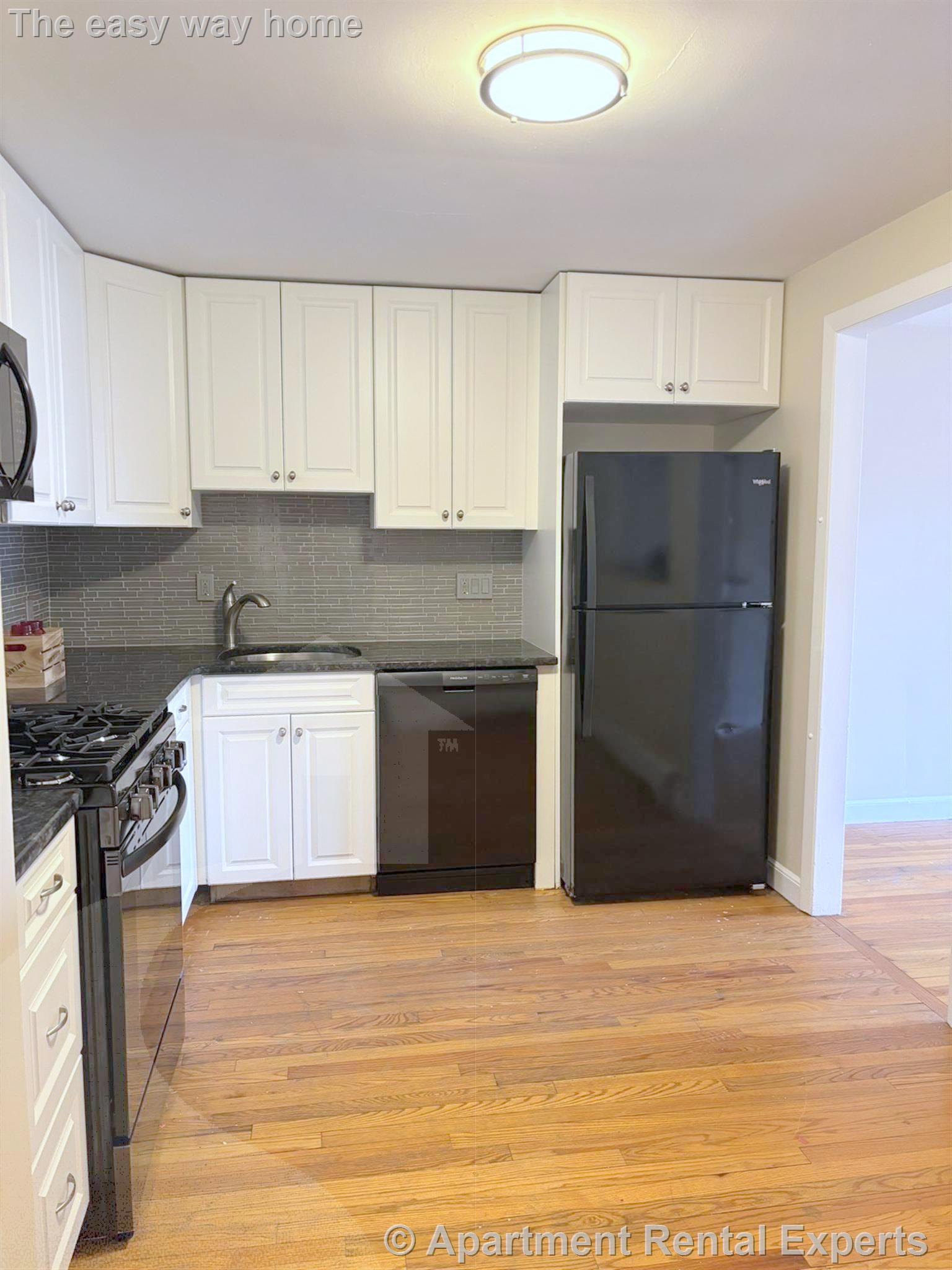 215 Massachusetts Ave, Arlington Center