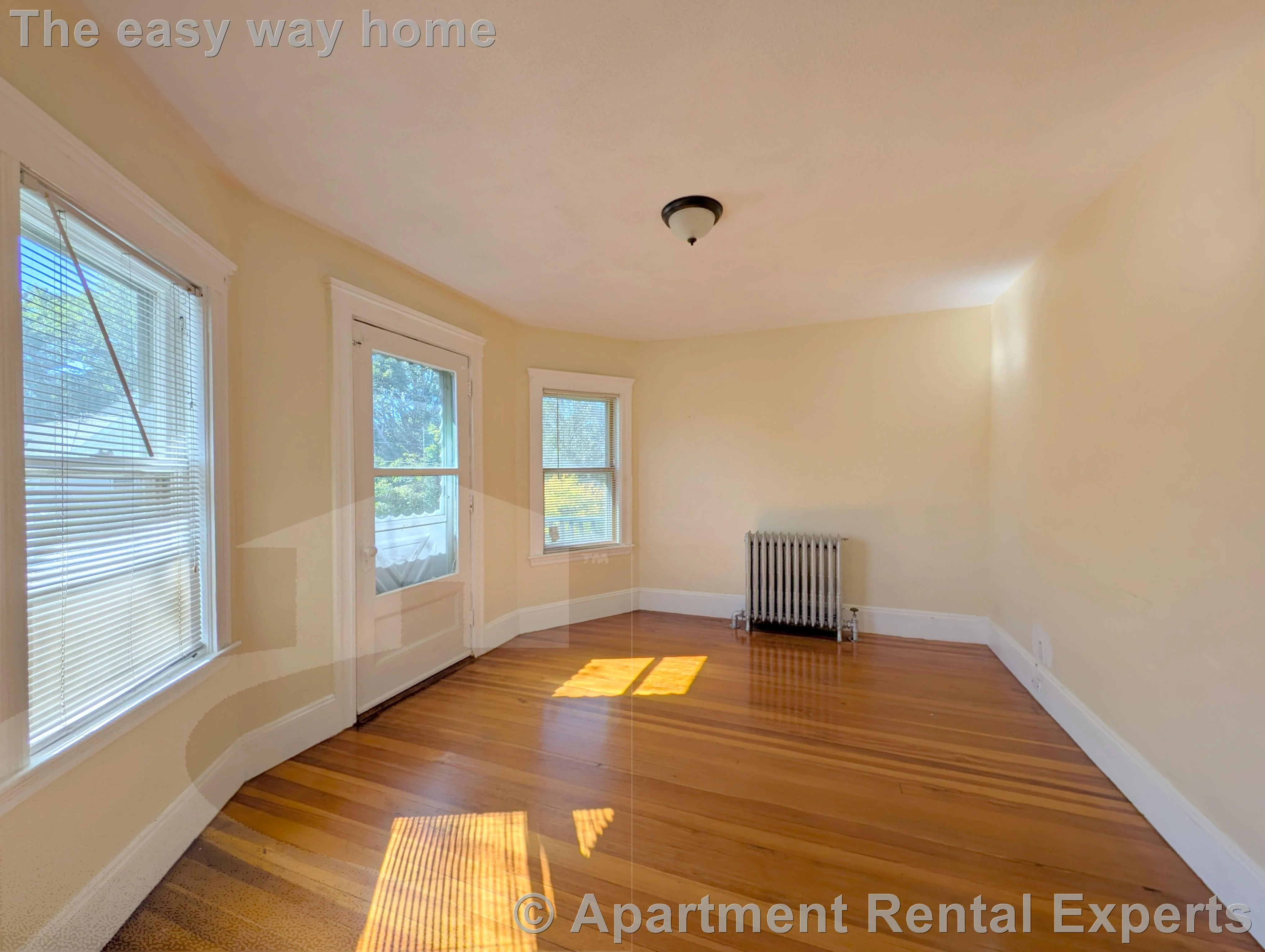 58 Monument St, Tufts