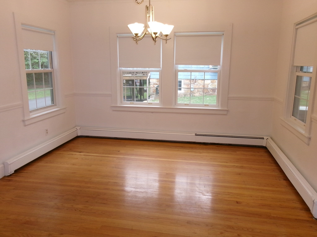 58 Bancroft Park, Hopedale