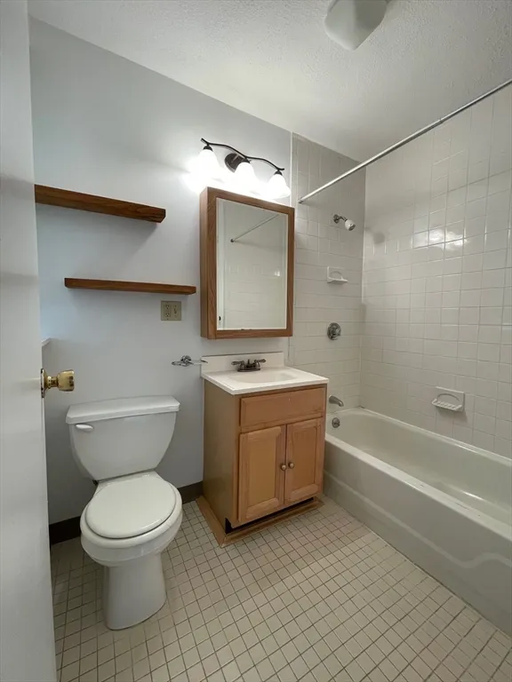 1409 Commonwealth Ave, Brighton