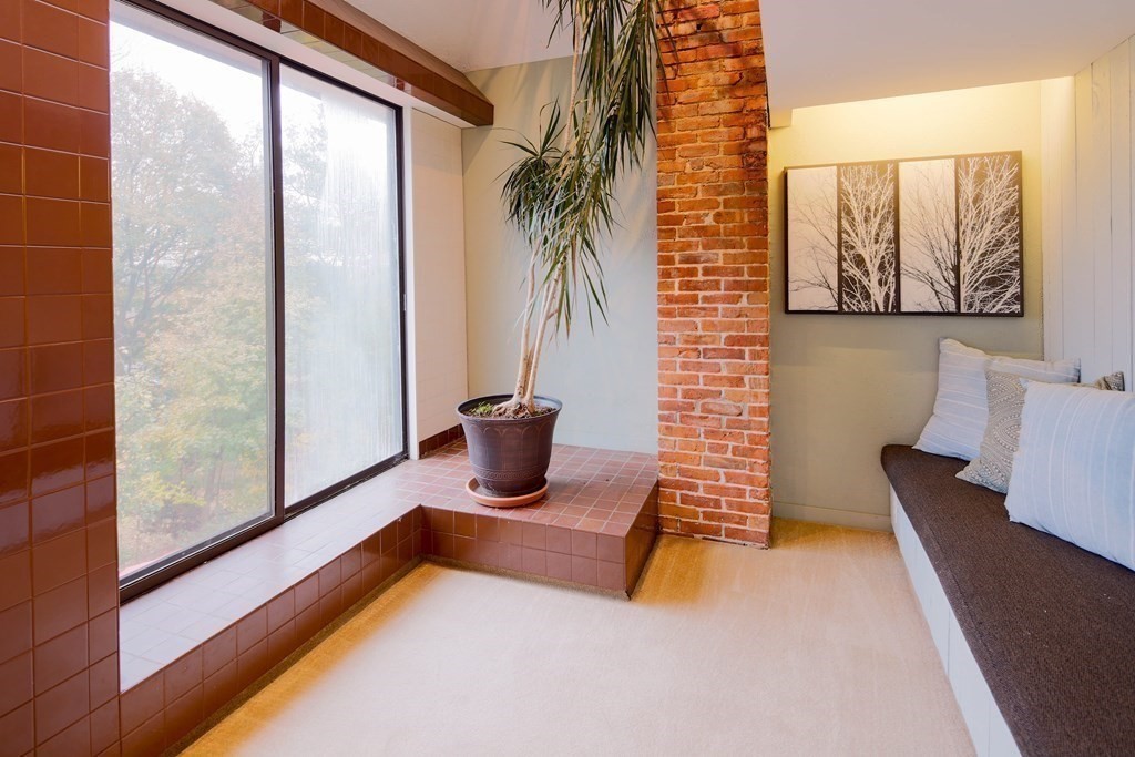 182 Palfrey St, Watertown