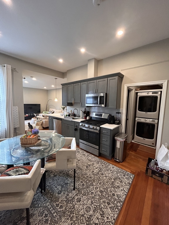 141 Galen St, Watertown