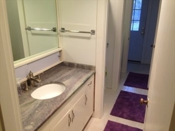 379 Concord Rd, Sudbury