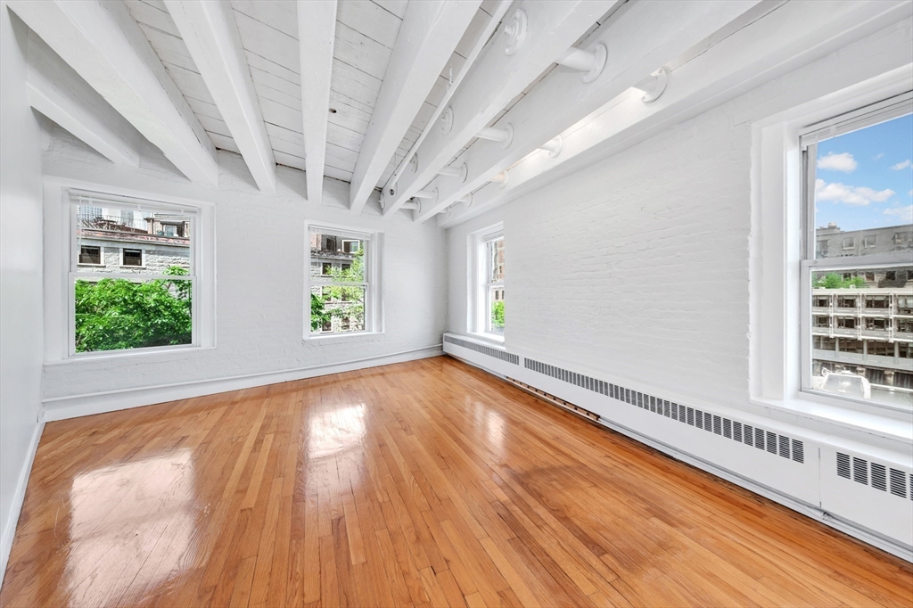 33 Commercial Wharf, Waterfront