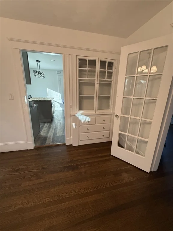 65 Salisbury Rd, Watertown