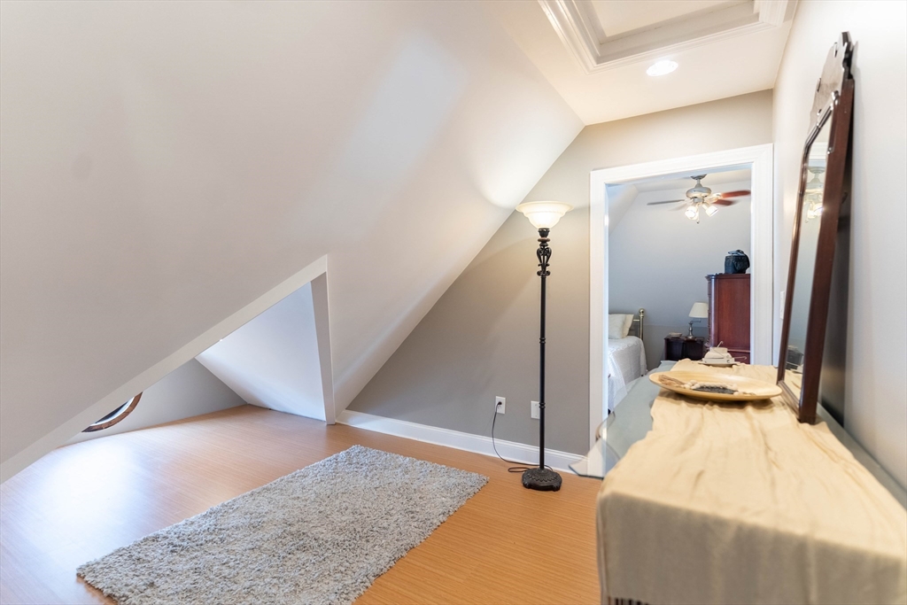 18 Chestnut St, Wakefield