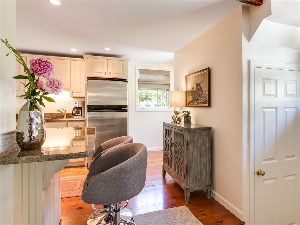 2 Atwood St, Newburyport