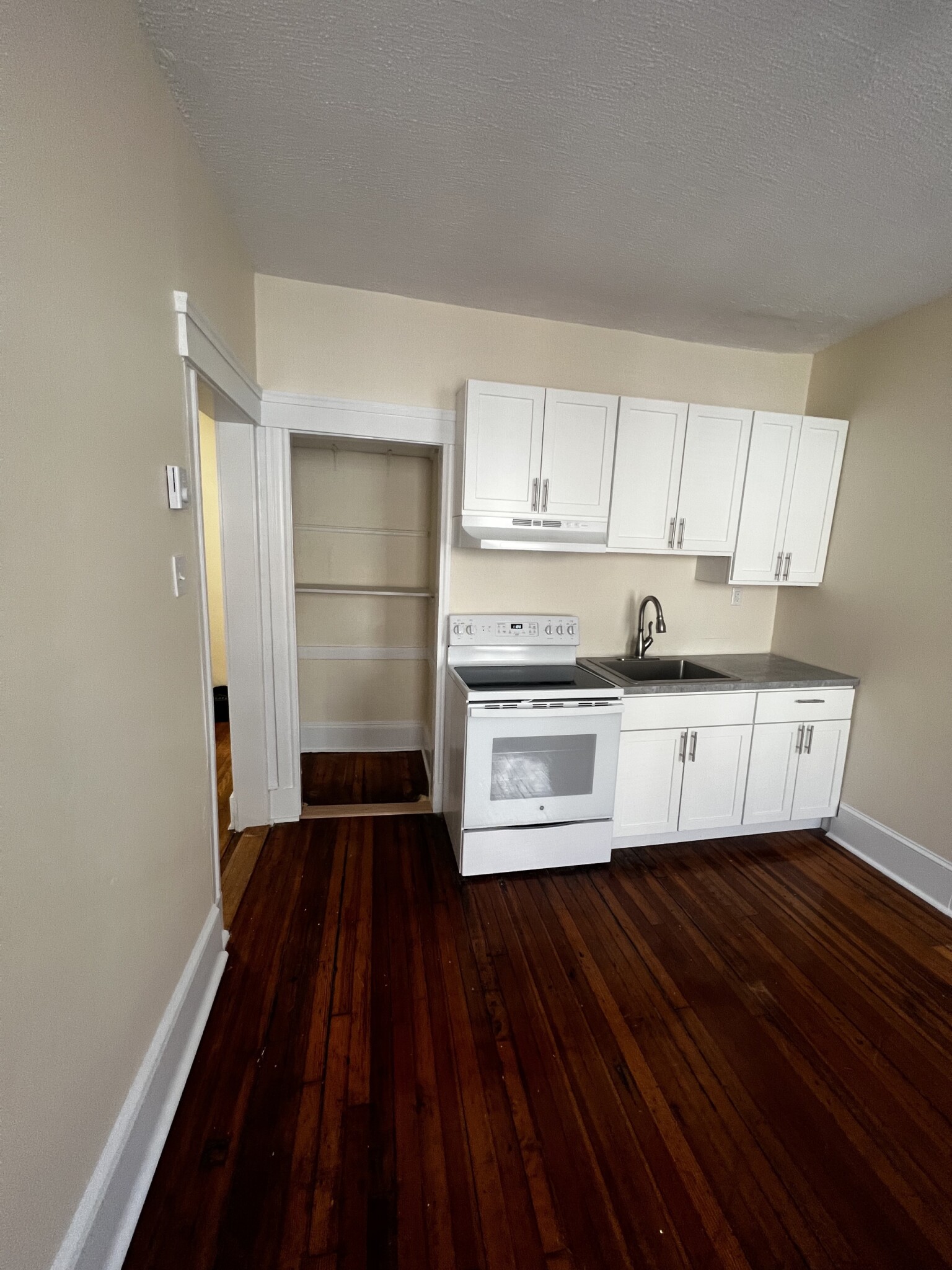 883 Huntington Ave, Mission Hill