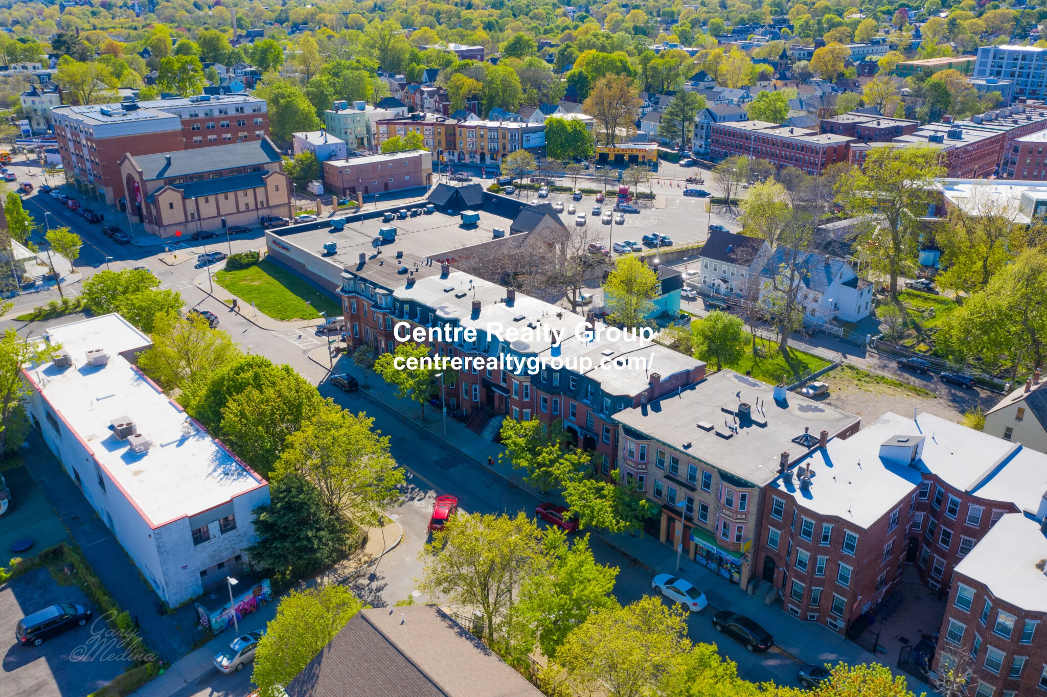 2999 Washington, Roxbury