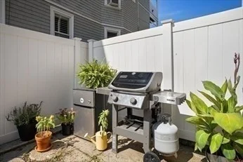 181 M St, South Boston