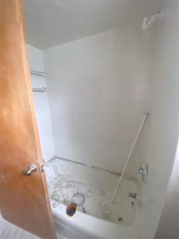 2 Drummond Pl, North Cambridge