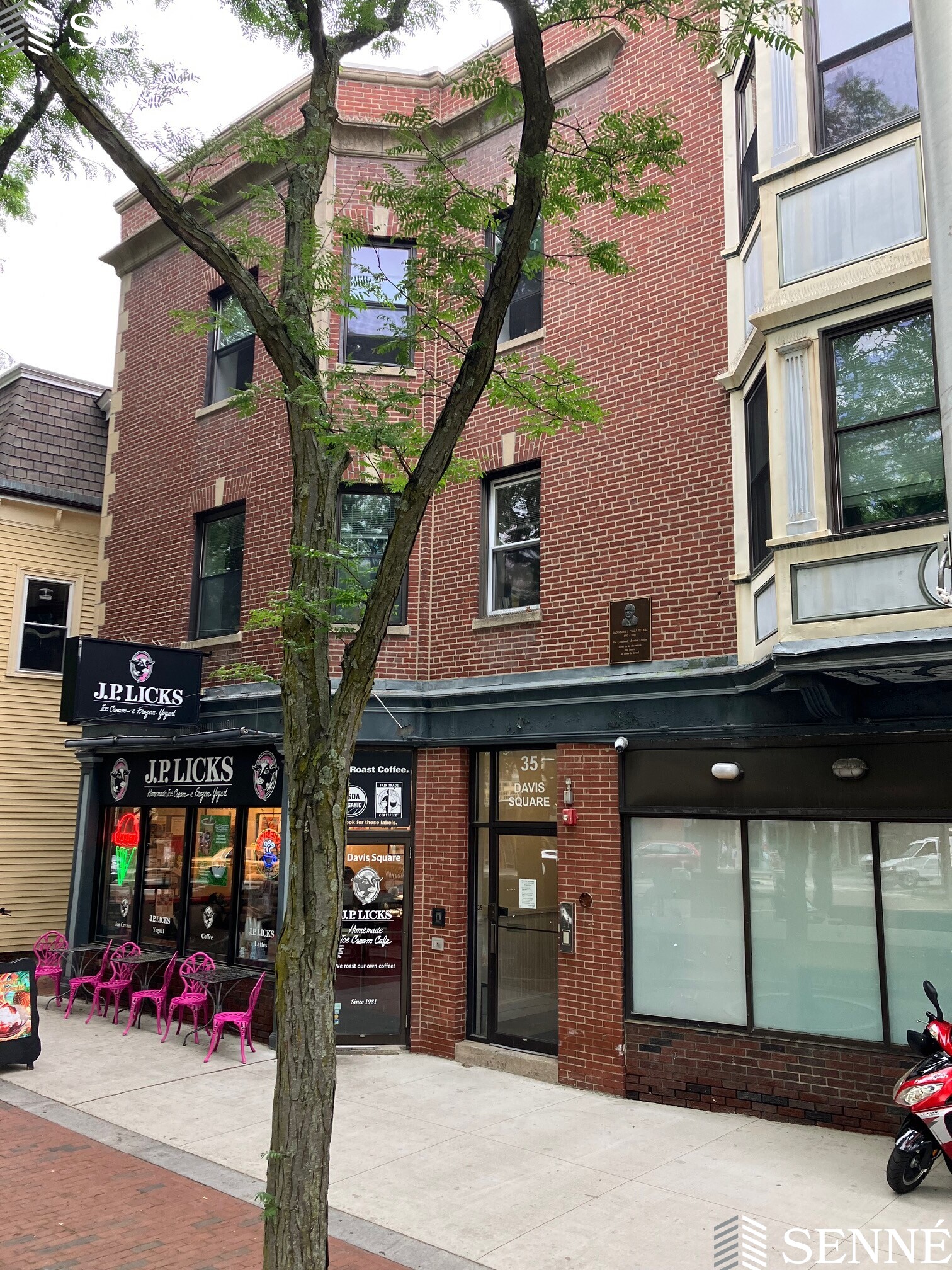 35 Davis Sq, Davis Square