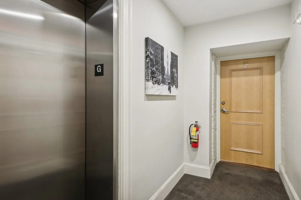 1471 Beacon St, Coolidge Corner
