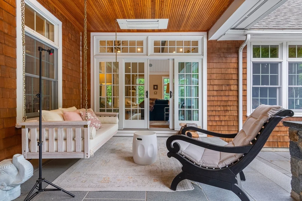 227 Rice Rd, Cochituate