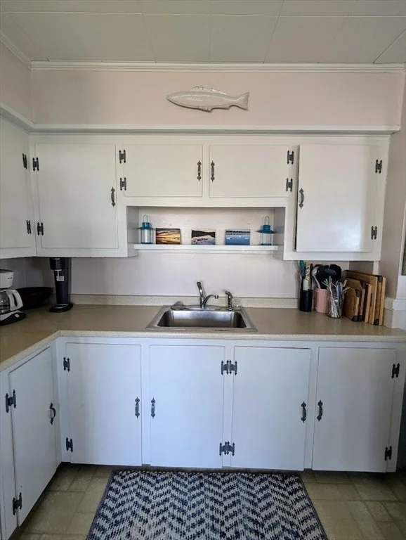 12 Cove Rd, Little Neck
